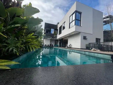 Apartamento com 4 Quartos à venda, 650m² no Praia do Estaleiro, Balneário Camboriú