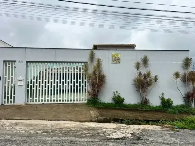 Casa com 4 Quartos à venda, 360m² no Arvoredo, Contagem