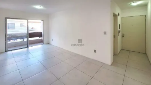Apartamento com 2 Quartos para alugar, 66m² no Centro, Santa Maria