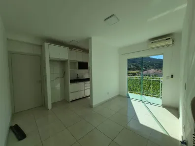 Apartamento com 2 Quartos para alugar, 53m² no São Sebastião, Palhoça