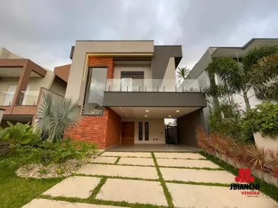 Sobrado com 3 Quartos à venda, 240m² no Fazenda Rodeio, Mogi das Cruzes