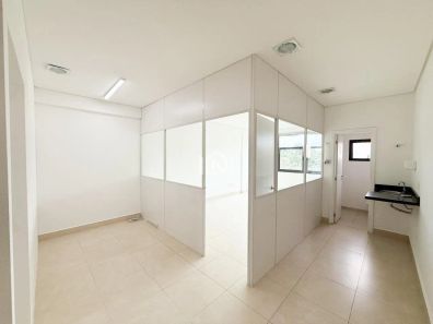 Sala Comercial para venda ou aluguel, 49m² no Granja Viana, Cotia