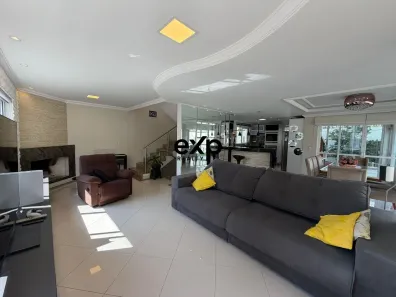 Casa de Condomínio com 3 Quartos à venda, 280m² no Água Verde, Curitiba