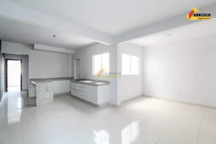Apartamento com 2 Quartos para alugar, 80m² no São José, Divinópolis