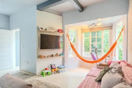 Casa de Condomínio com 3 Quartos à venda, 200m² no Vila Nova, Porto Alegre