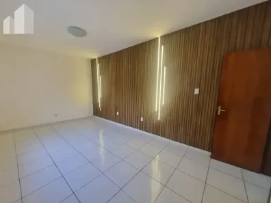 Casa com 2 Quartos para alugar, 80m² no Maria da Luz, Nova Iguaçu