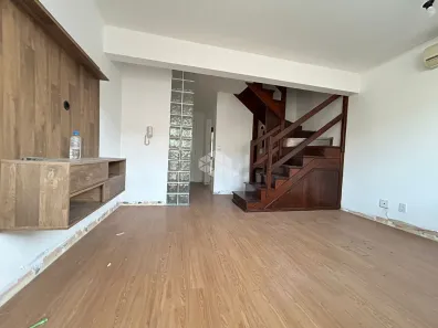 Casa de Condomínio com 2 Quartos à venda, 733m² no Sarandi, Porto Alegre