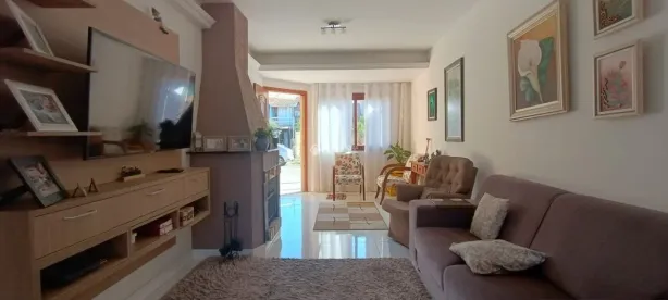 Casa com 3 Quartos à venda, 180m² no Hípica, Porto Alegre