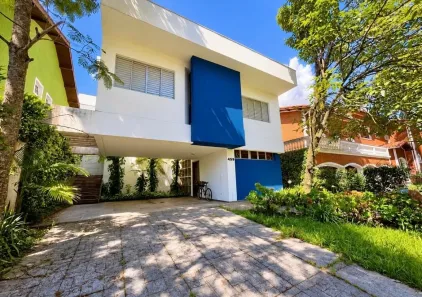 Casa de Condomínio com 4 Quartos à venda, 215m² no Residencial Morada dos Pássaros-Aldeia da Serra, Barueri