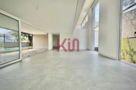 Sobrado com 4 Quartos à venda, 686m² no Jardim Cordeiro, São Paulo