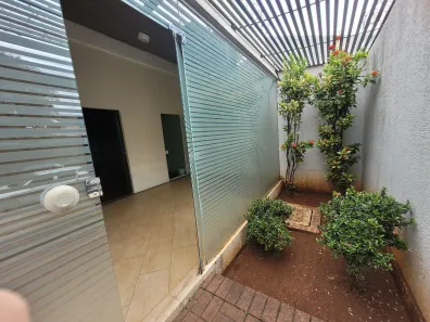 Casa com 5 Quartos à venda, 438m² no Centro, Londrina