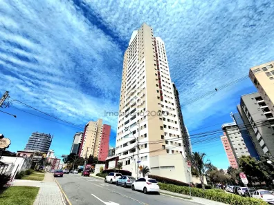Apartamento com 3 Quartos para alugar, 90m² no Cristo Rei, Curitiba