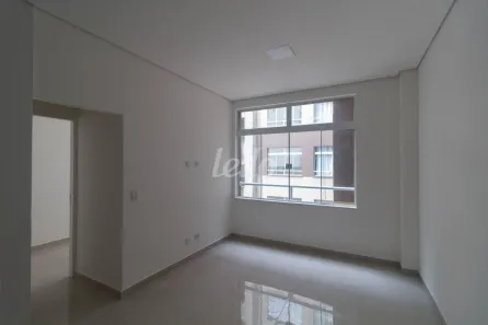 Apartamento com 1 Quarto para alugar, 34m² no República, São Paulo