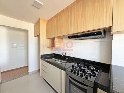 Apartamento com 2 Quartos para alugar, 53m² no Parque Industrial, Maringá