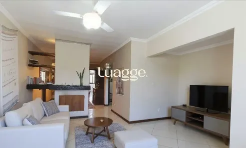 Casa com 2 Quartos para alugar, 86m² no Hípica, Porto Alegre