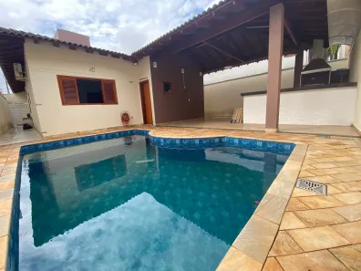 Casa de Condomínio com 3 Quartos para alugar, 213m² no Residencial Villaggio, Bauru
