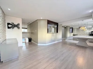 Apartamento com 3 Quartos para alugar, 132m² no Centro, Florianópolis