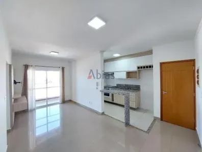 Apartamento com 3 Quartos para alugar, 80m² no Centro, São Carlos
