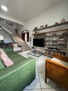 Casa com 4 Quartos à venda, 209m² no Conjunto Mariana, Rio Branco