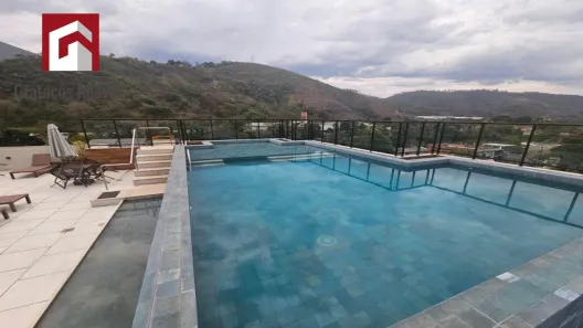 Cobertura com 3 Quartos à venda, 160m² no Itaipava, Petrópolis