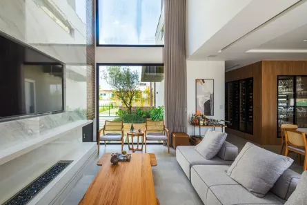 Casa com 4 Quartos para alugar, 510m² no Centro, Camboriú