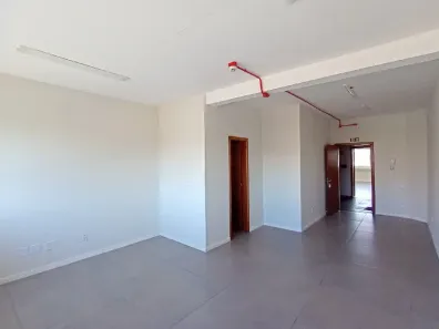 Sala Comercial para alugar, 53m² no Partenon, Porto Alegre