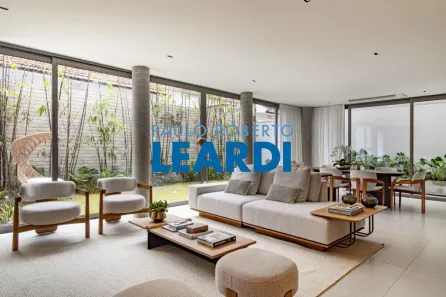 Casa de Condomínio com 3 Quartos à venda, 488m² no Jardim Europa, São Paulo