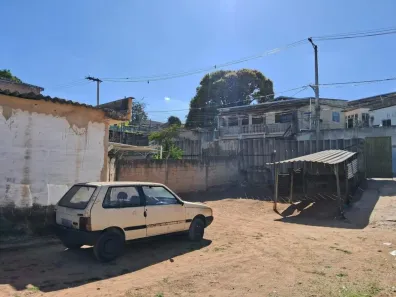 Casa com 3 Quartos à venda, 602m² no Santo André, Belo Horizonte