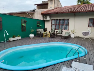 Casa com 3 Quartos à venda, 240m² no Córrego Grande, Florianópolis