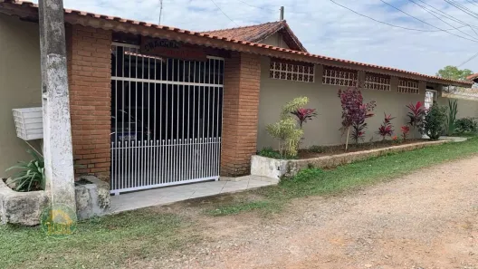 Fazenda/Sítio com 3 Quartos à venda, 1000m² no Vila Cachoeira, Santa Isabel