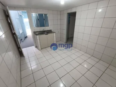 Casa com 1 Quarto para alugar, 30m² no Vila Medeiros, São Paulo