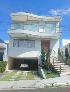 Casa de Condomínio com 3 Quartos para alugar, 500m² no Ponta Negra, Manaus