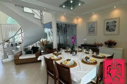 Sobrado com 4 Quartos à venda, 296m² no Independência, São Bernardo do Campo