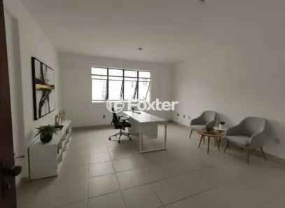 Sala Comercial à venda, 31m² no Floresta, Porto Alegre