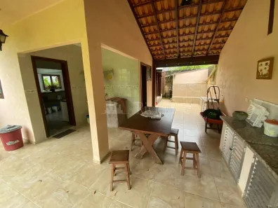 Sobrado com 4 Quartos à venda, 180m² no Baleia, São Sebastião