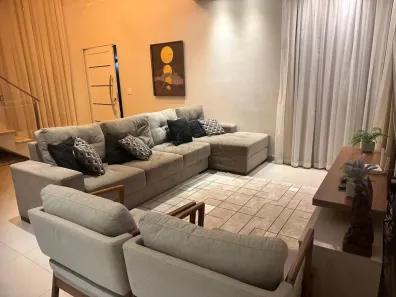 Casa de Condomínio com 3 Quartos à venda, 220m² no Parque São Cristóvão, Taubaté