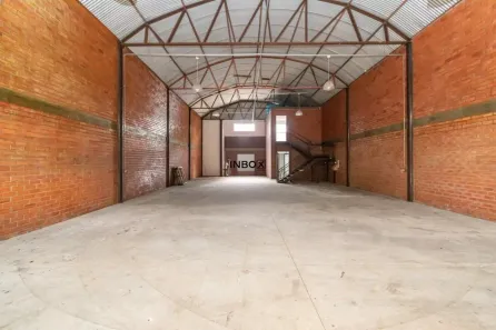Galpão/Depósito/Armazém para venda ou aluguel, 350m² no Anchieta, Porto Alegre