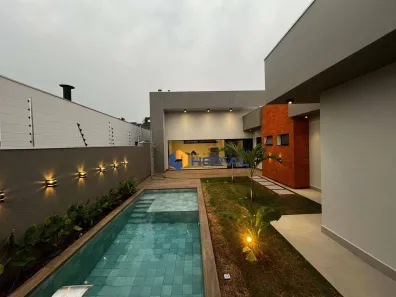 Casa com 3 Quartos à venda, 284m² no Jardim Cidade Monções, Maringá
