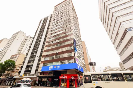 Sala Comercial para alugar, 49m² no Centro, Curitiba