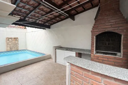 Casa com 2 Quartos à venda, 122m² no Flórida, Praia Grande