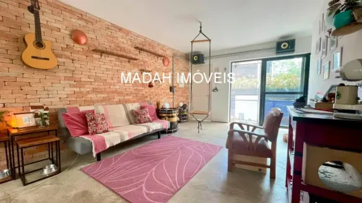 Casa com 2 Quartos à venda, 130m² no Vila Madalena, São Paulo