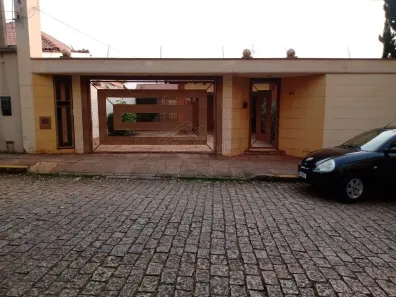 Casa com 3 Quartos à venda, 281m² no Centro, Araraquara