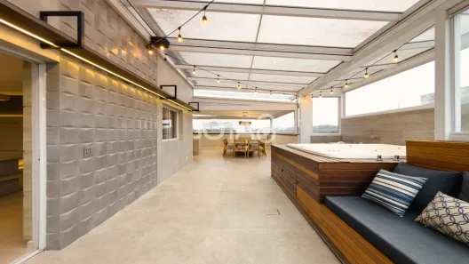 Apartamento com 3 Quartos à venda, 143m² no Água Verde, Curitiba