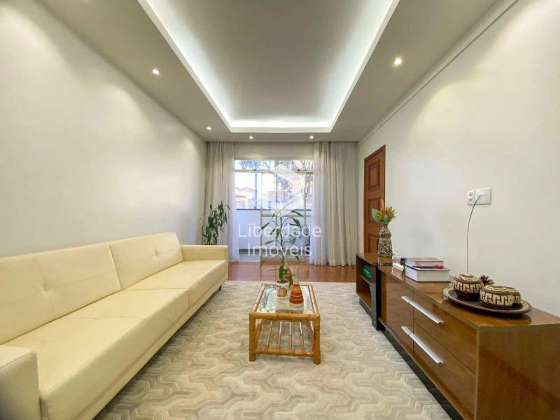 Apartamento com 4 quartos — Caiçaras, Belo Horizonte