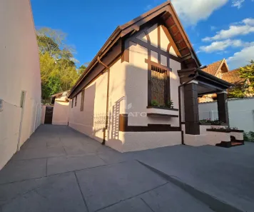Casa com 3 Quartos à venda, 300m² no Costa Carvalho, Juiz de Fora