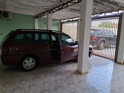 Casa com 3 Quartos à venda, 180m² no Jardim das Estações (Vila Xavier), Araraquara