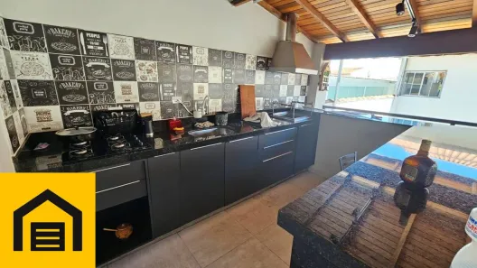 Sobrado com 4 Quartos à venda, 342m² no Parque São Vicente, Mauá