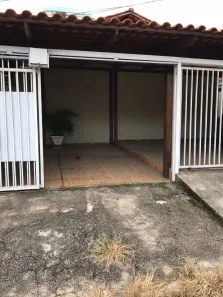 Casa com 2 Quartos para alugar, 70m² no Lúcio de Abreu, Contagem