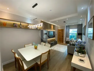Sobrado com 3 Quartos à venda, 180m² no Vila Nivi, São Paulo
