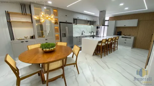 Sobrado com 3 Quartos à venda, 210m² no Jardim Oriente, São José dos Campos